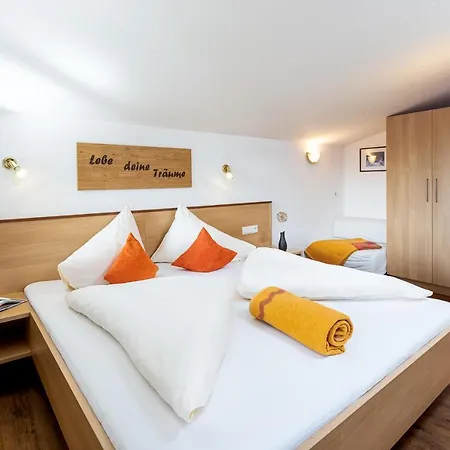 Haus Brunnacker Apartment *